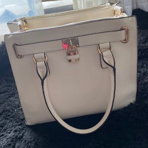 New Chloe bag in cream!